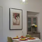 Maison Metro Mergellina *